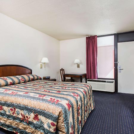 Knights Inn Virginia Beach Lynnhaven Екстериор снимка